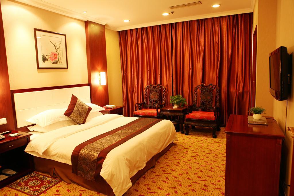 Tianhong Hotel Heze Quarto foto